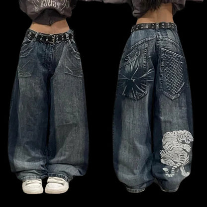 Beyaz Kaplan Baskılı Geniş Paça Kot Pantolon